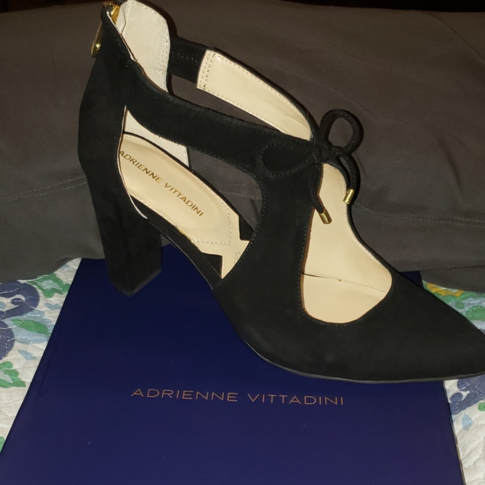 Adrienne Vittadini Suede Shootie.